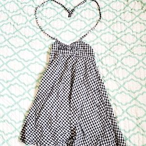 Kids black and white strappless dress